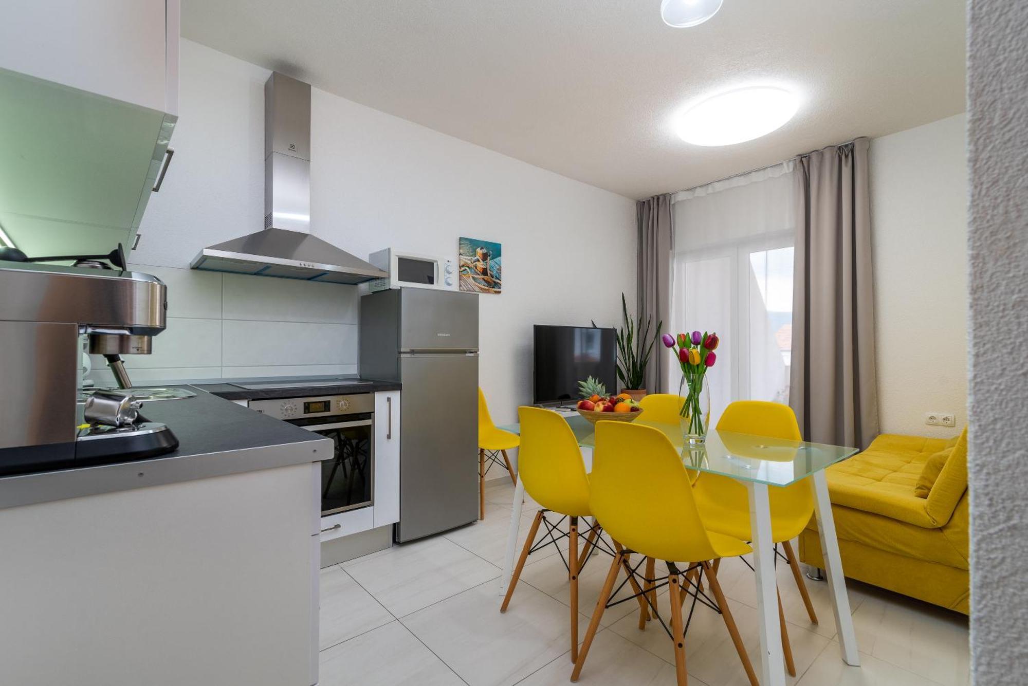 Apartments Brico - Heated Pool Trogir Exterior foto