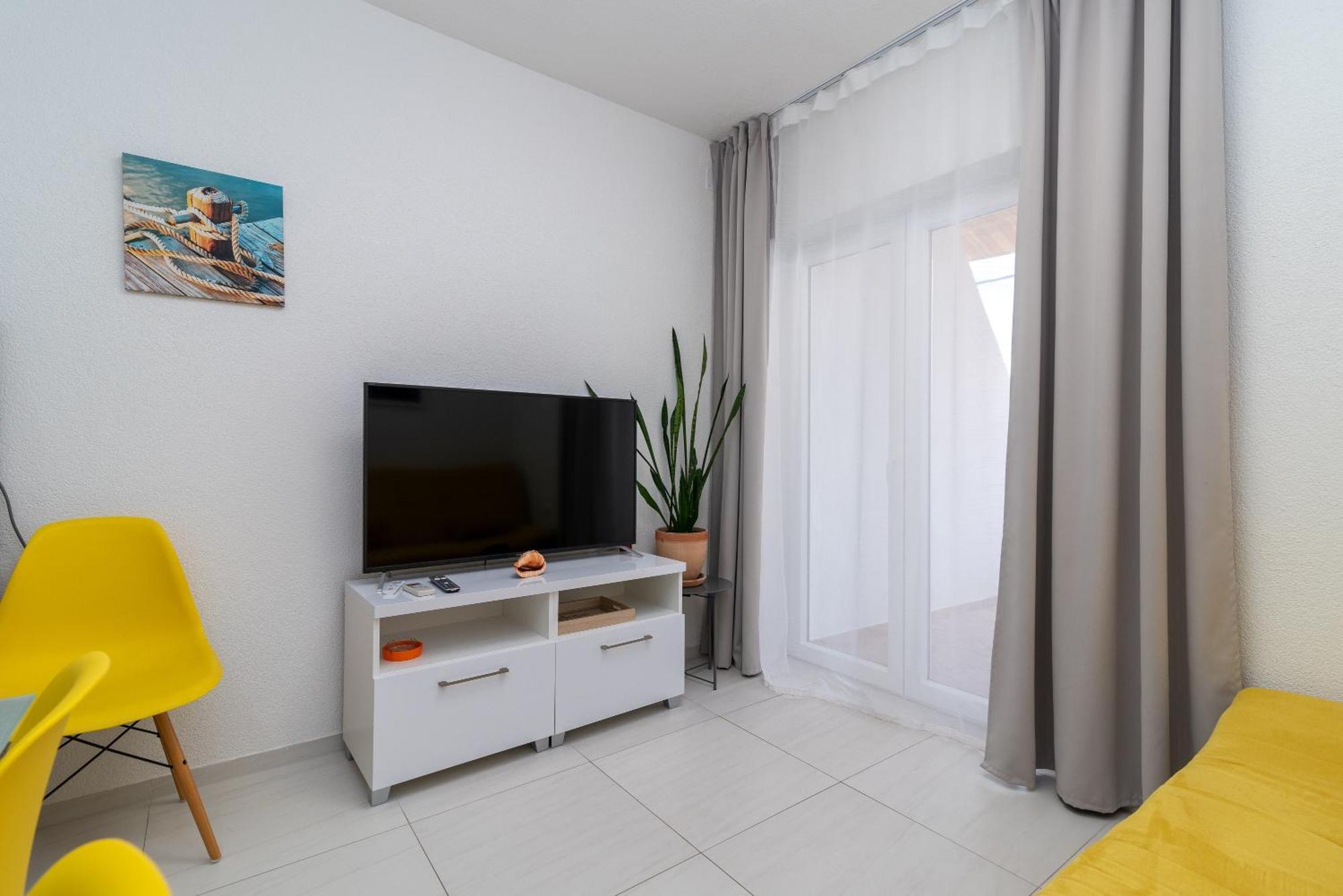 Apartments Brico - Heated Pool Trogir Exterior foto